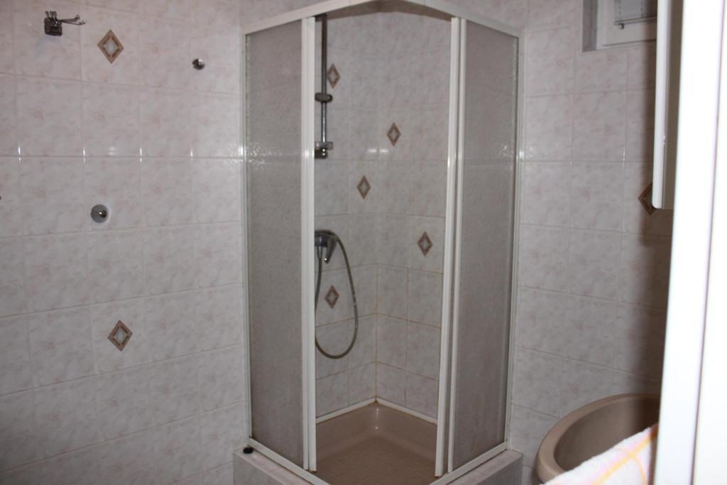 Orwa Apartmanok - Fenyofa Koez Залакарош Номер фото